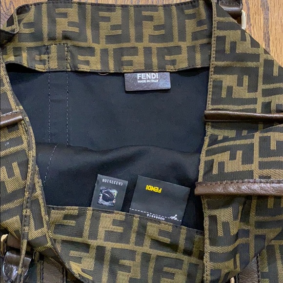 FENDI Zucca tote - Picture 4 of 15